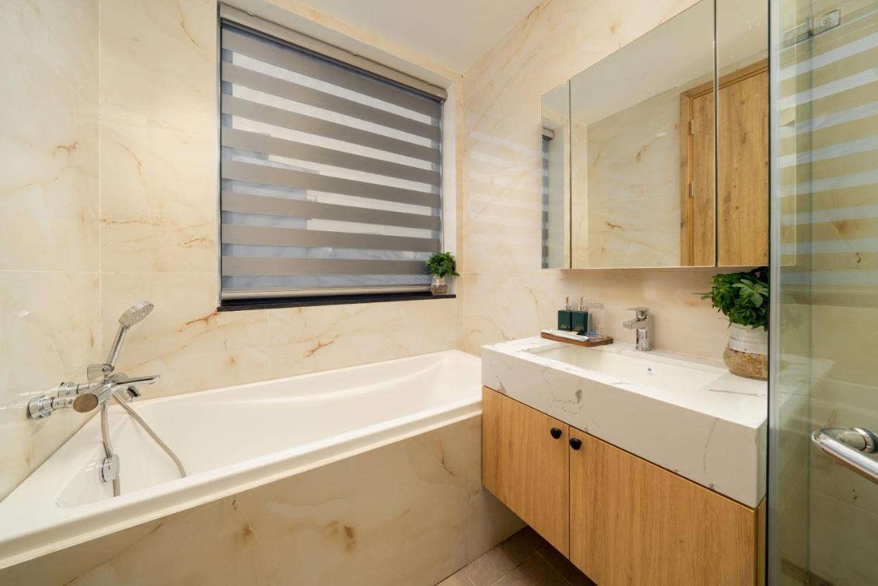 The Galaxy Home Doi Can Hotel And Apartment Ханой Екстериор снимка