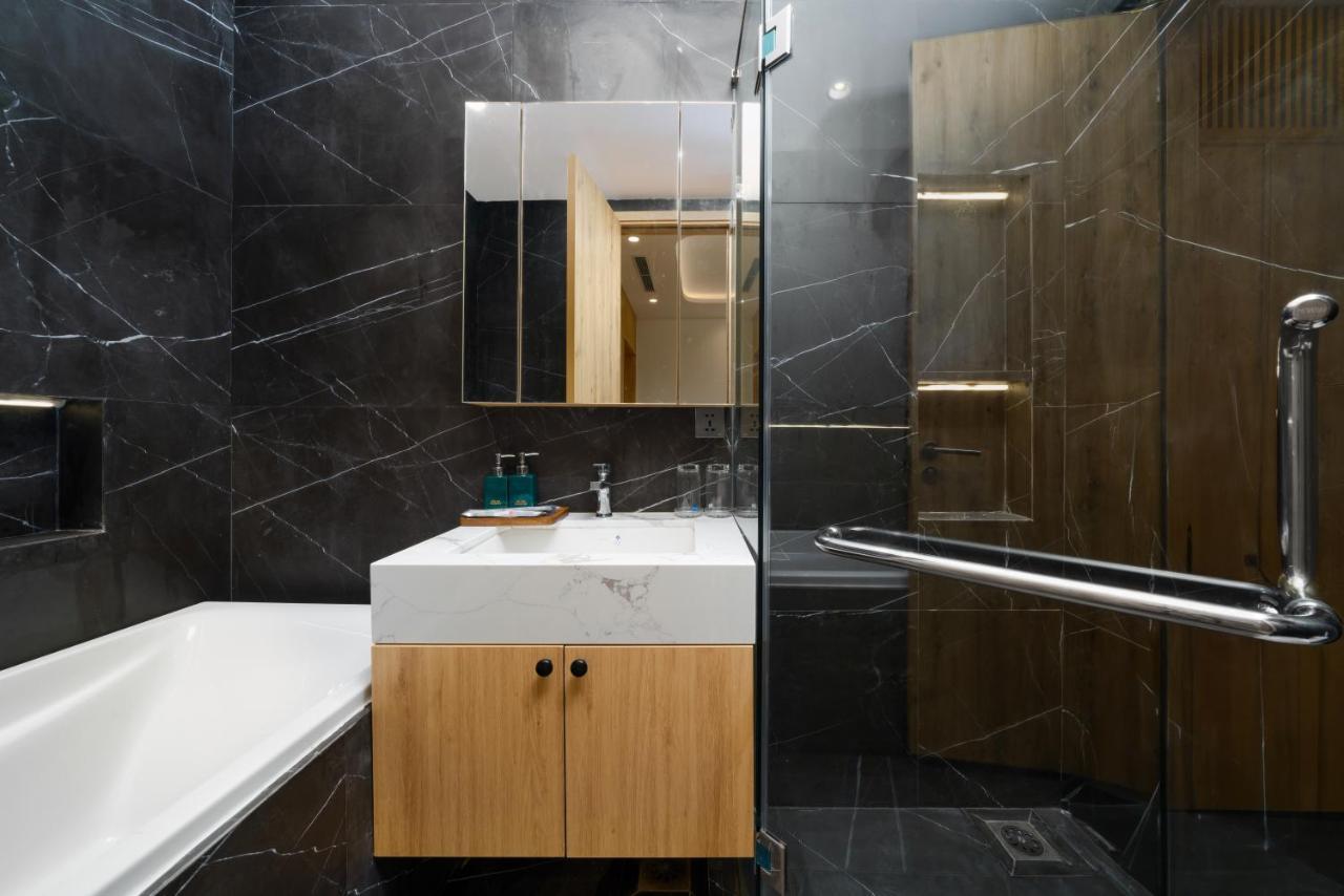 The Galaxy Home Doi Can Hotel And Apartment Ханой Екстериор снимка